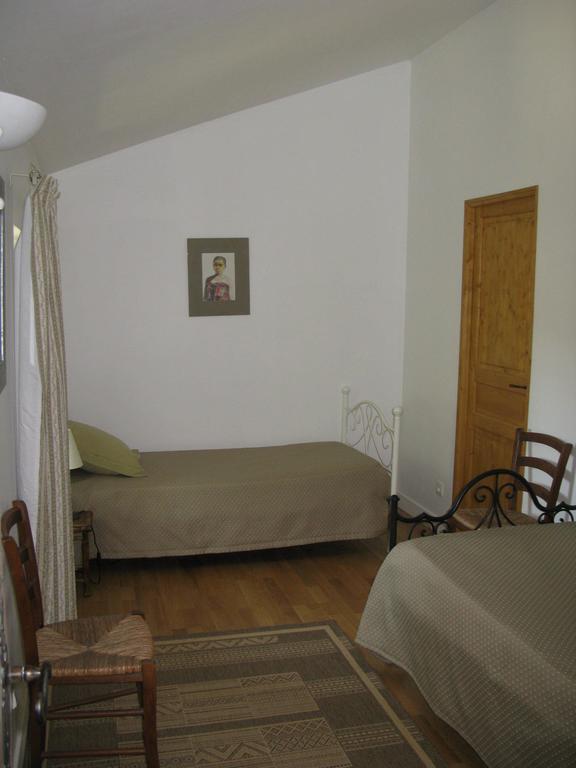Le Mas D'Acanthe Montfaucon  Δωμάτιο φωτογραφία